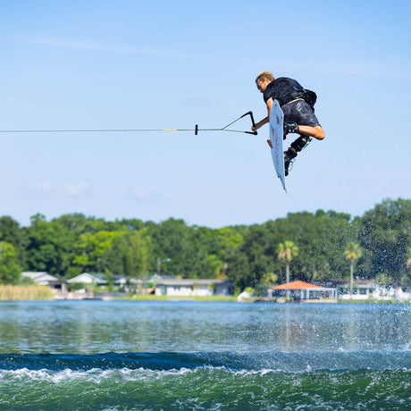 O'Brien Intent Wakeboard w/ Border Bindings