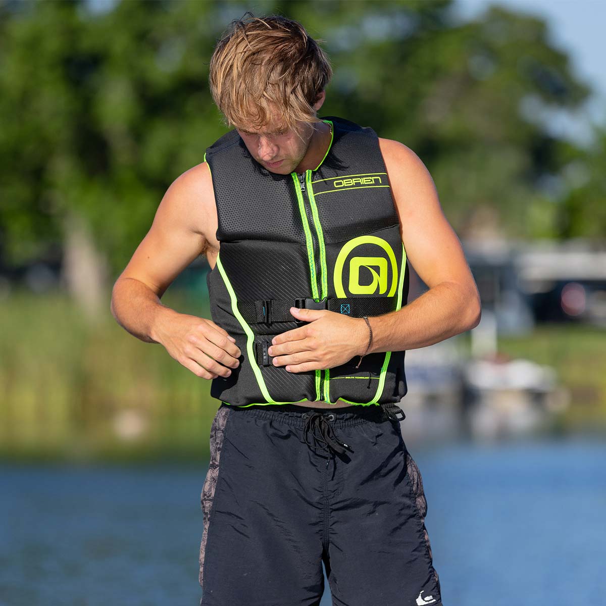 O'Brien Men's Flex V-Back Life Jacket