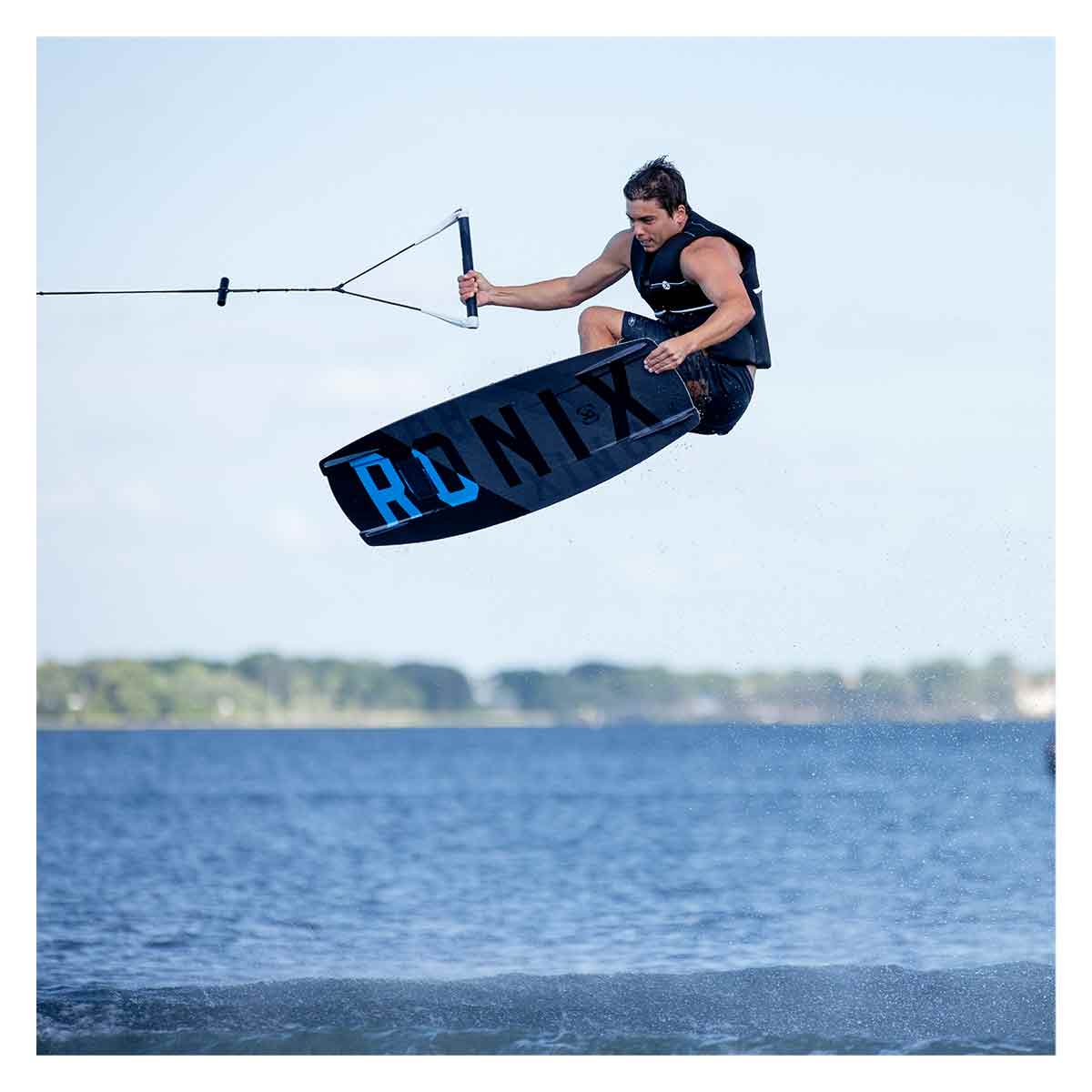 Ronix Vault Wakeboard w/ District Bindings