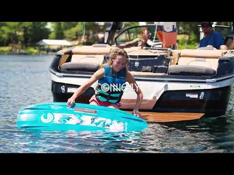 Connelly Women's Lotus Wakeboard w/ Women's Karma Bindings