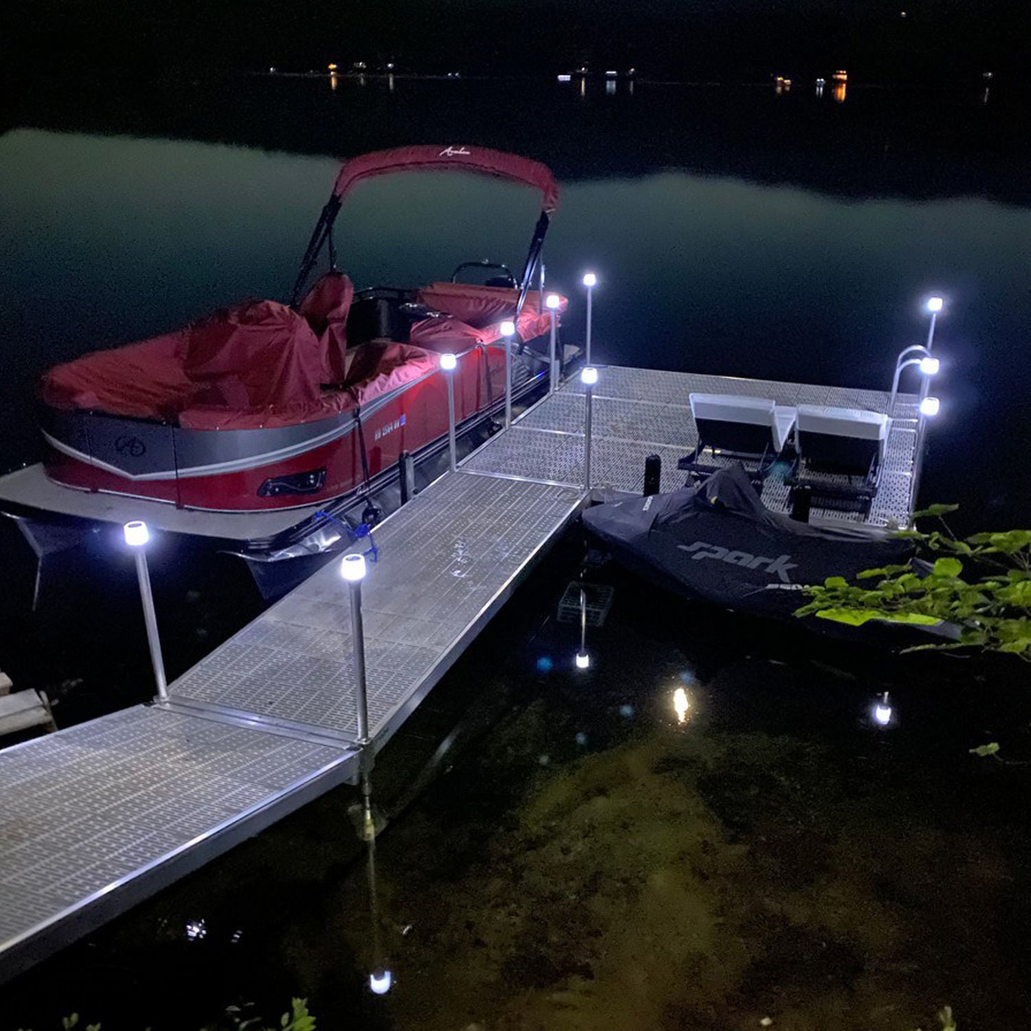 Solar deals boat lights